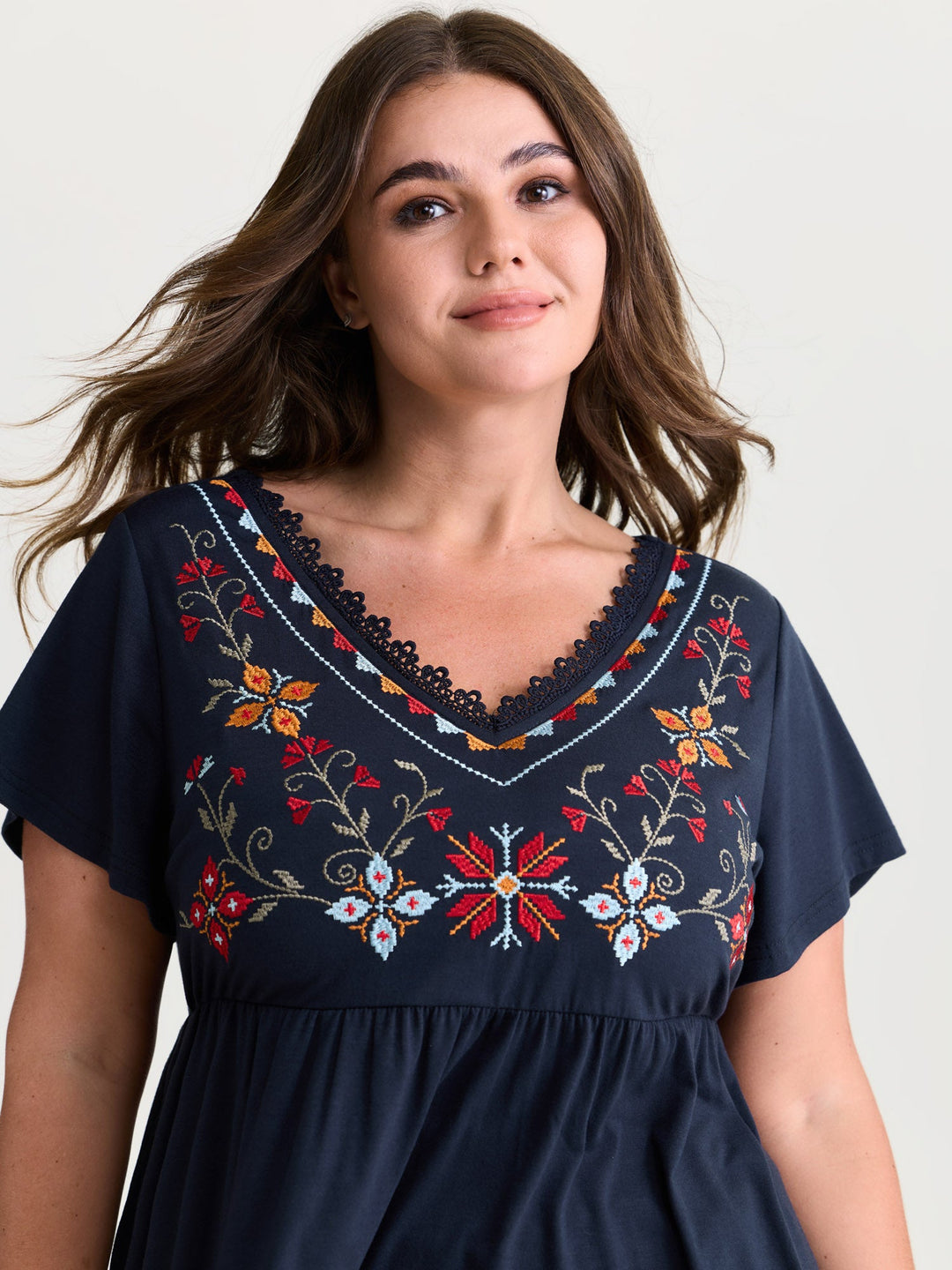 Color Floral Embroidery Lace Knit Top