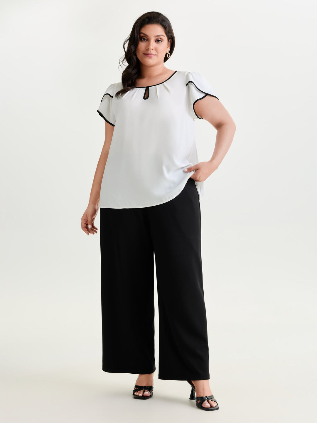 Petal Sleeve Color Contrast Plain Blouse