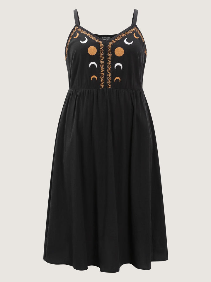Cotton Star Moon Embroidered Shirred Midi Dress
