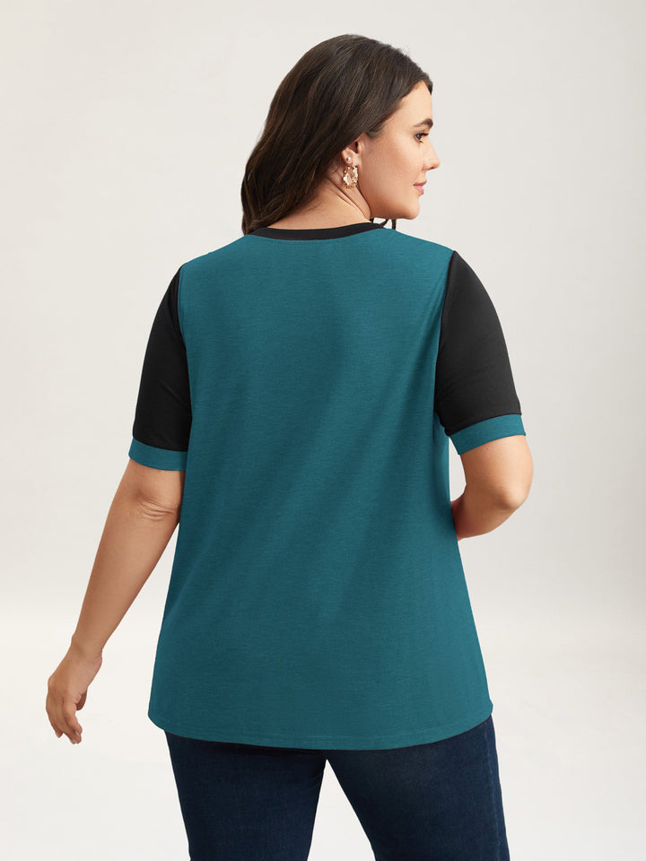Stretchy Scalloped Lace Color Contrast T-Shirt