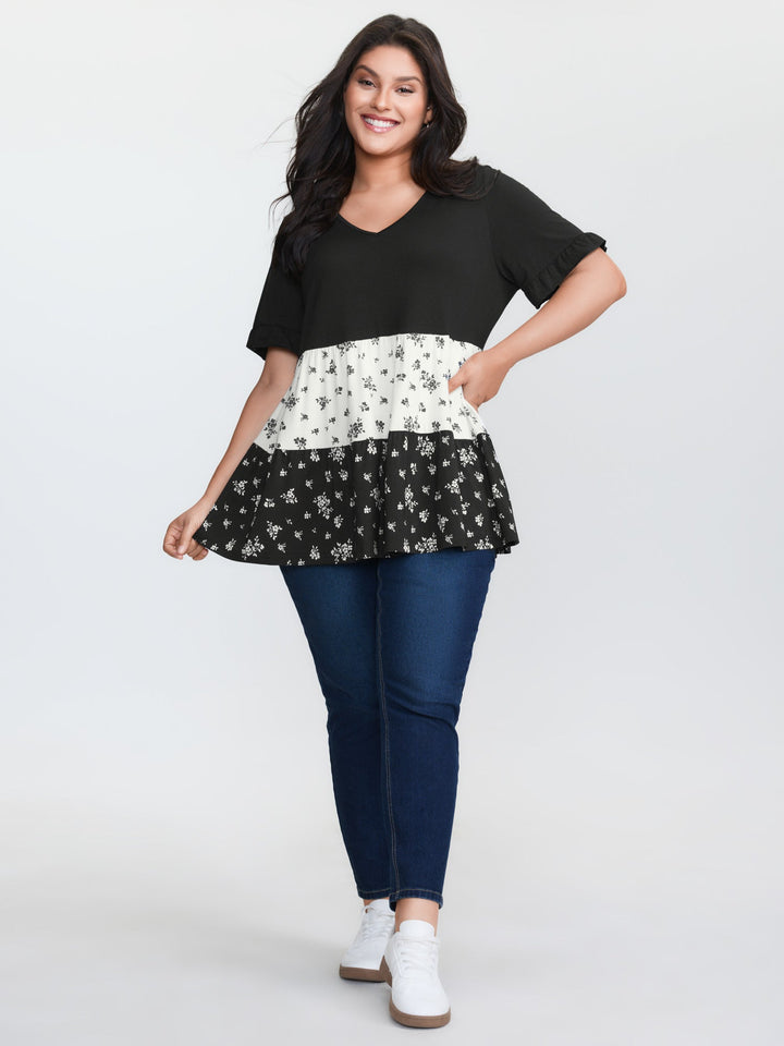 Color Contrast Floral Print Tiered Top