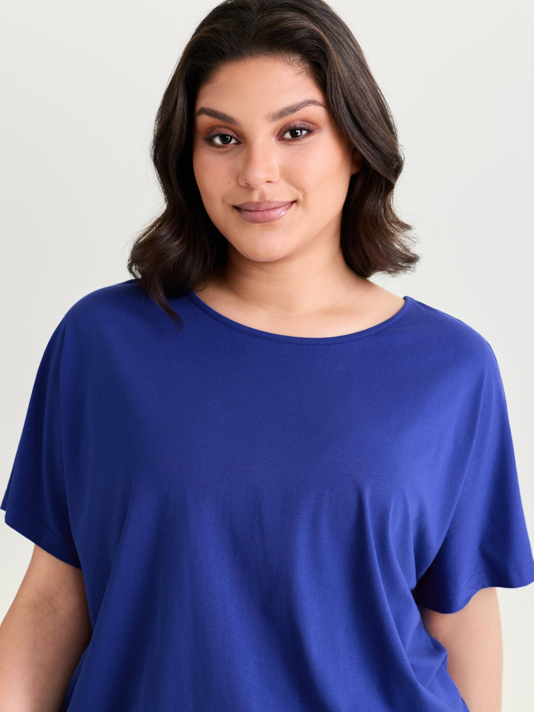 Batwing Sleeve Bubble Hem T-Shirt