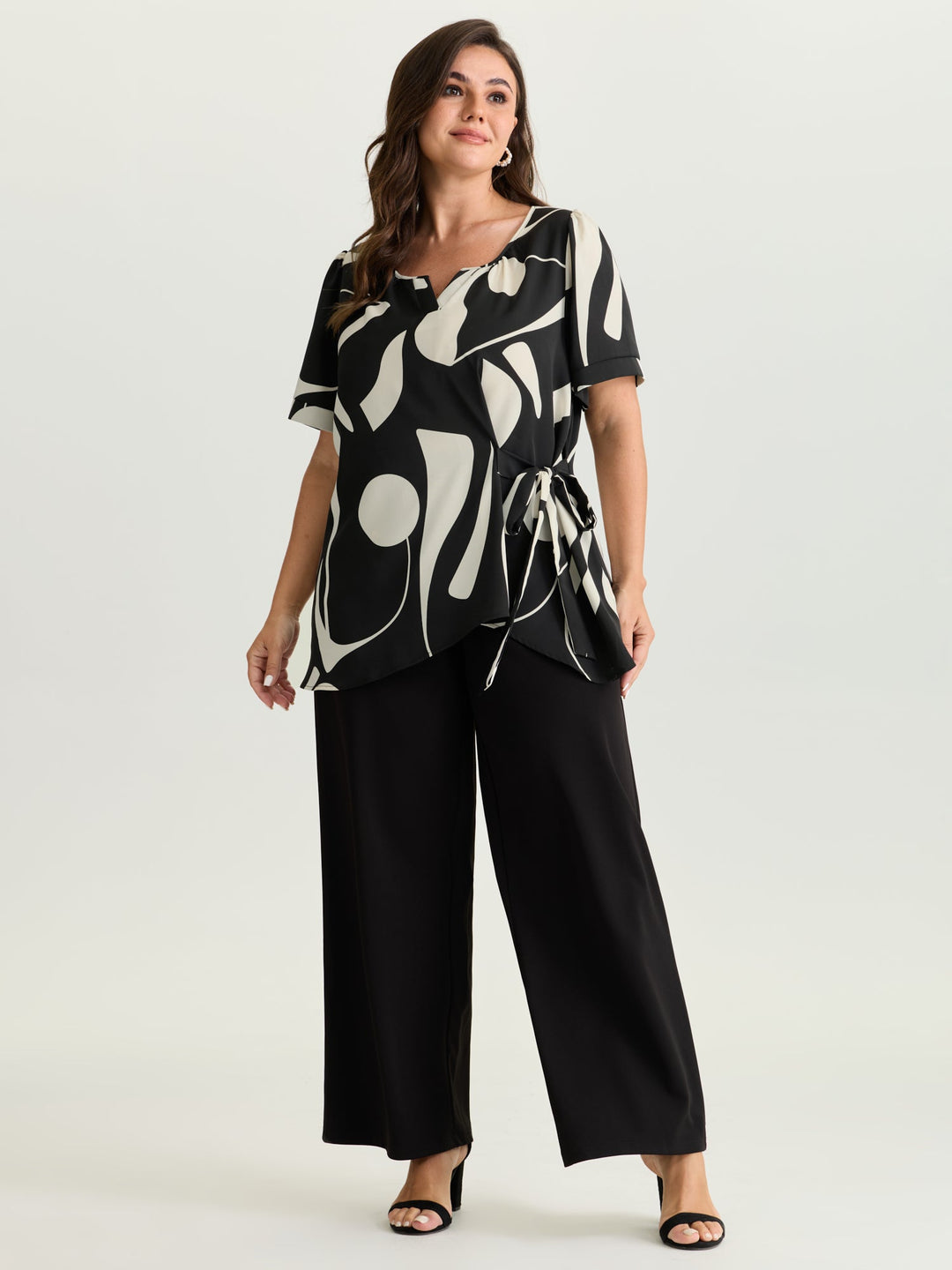 Abstract Print Knotted Blouse